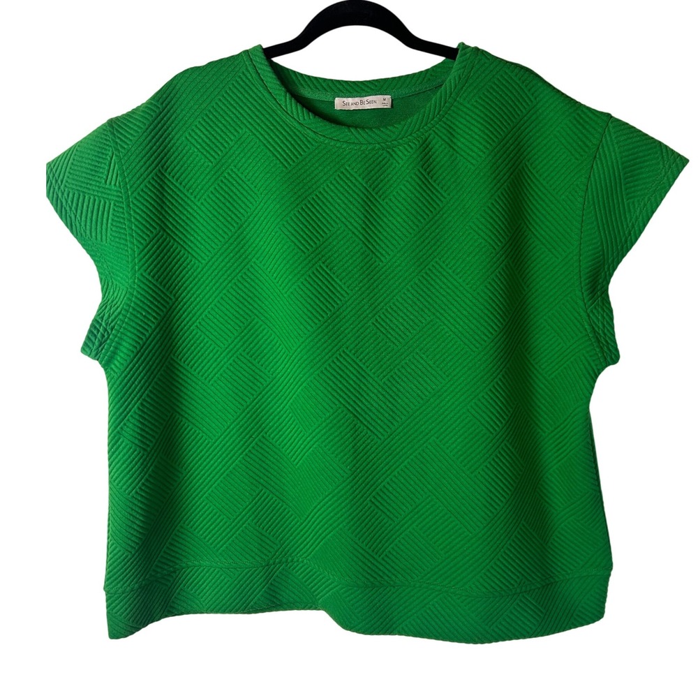 SEE AND BE SEEN Textured Geometric Knit Top‎ Short Sleeve Crew Neck Green Medium